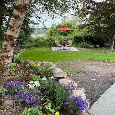 Kate's Semesterbostad Tobar Pheadair